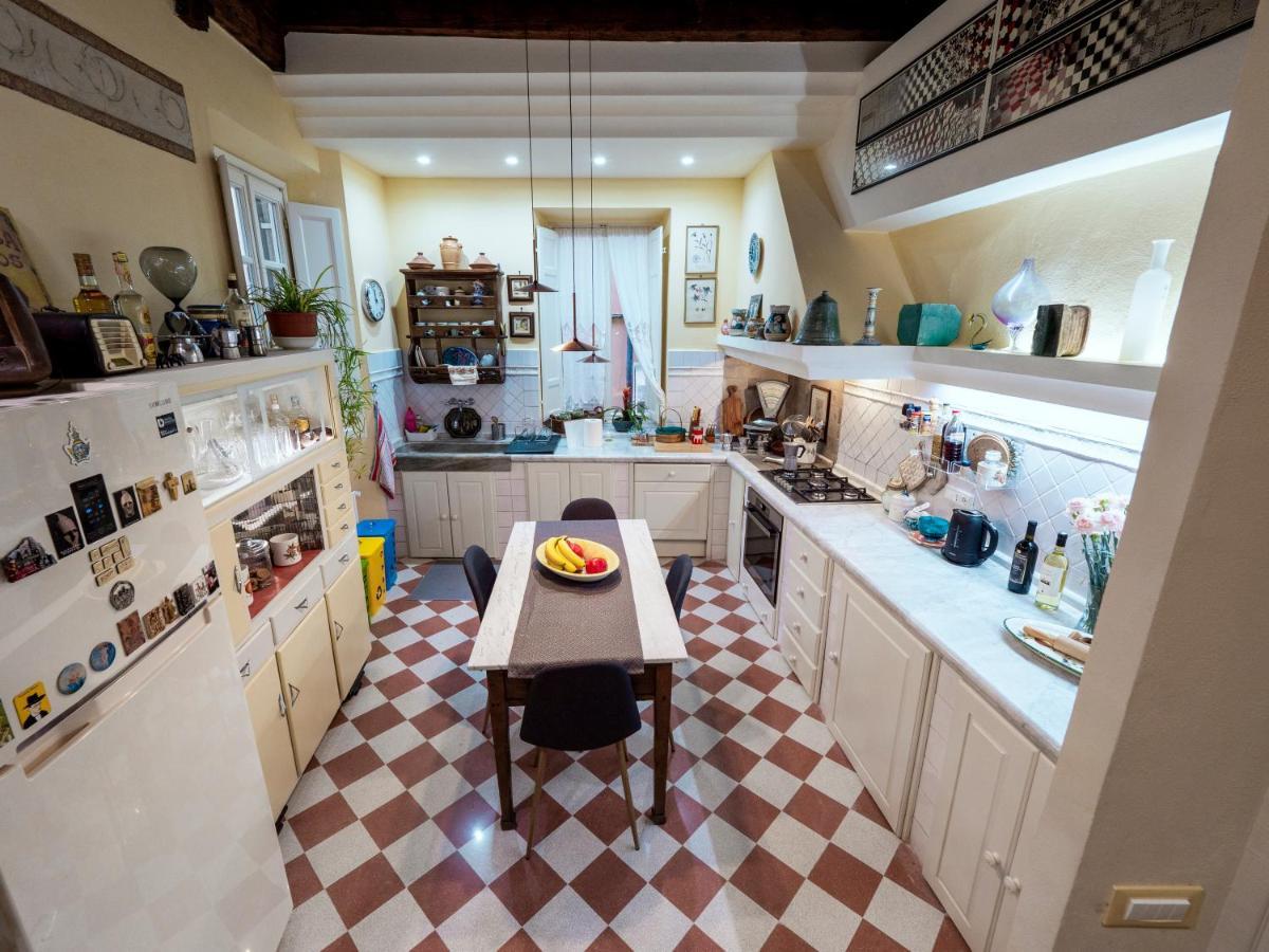 Luxury - Elegante Appartamento Nel Cuore Di ลุคคา ภายนอก รูปภาพ